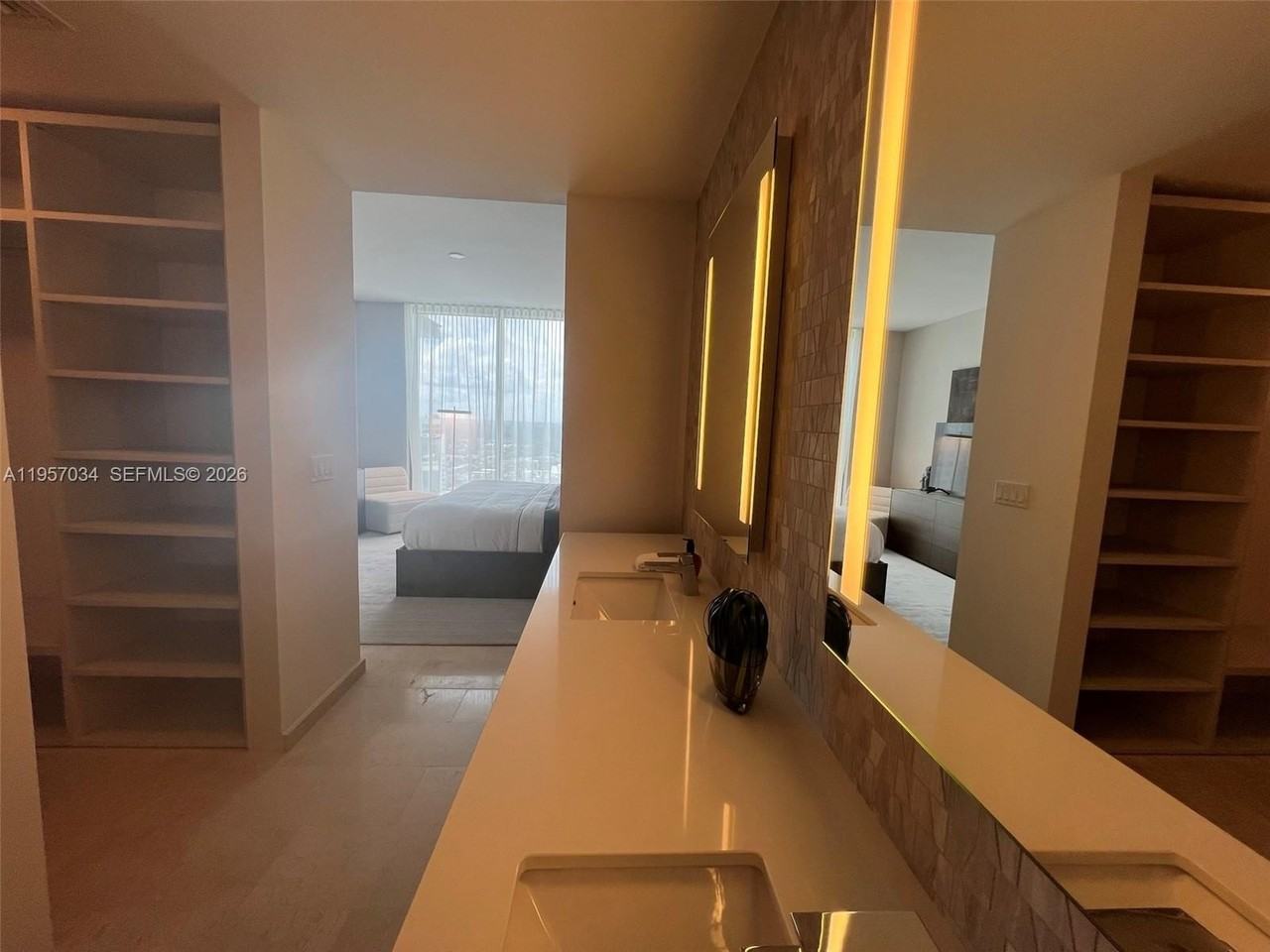 88 Sw 7th St #2404 - Photo 5 of 24