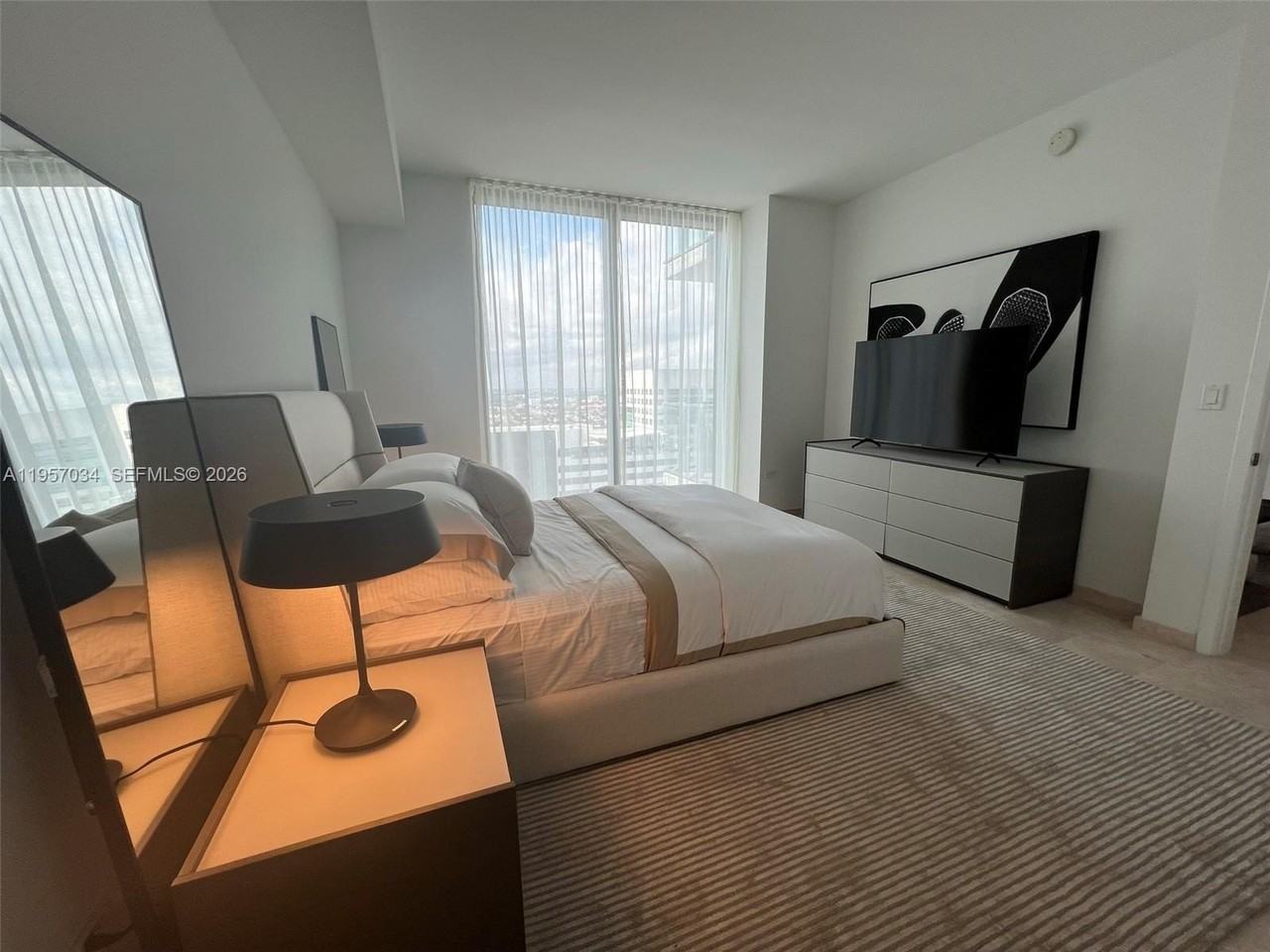 88 Sw 7th St #2404 - Photo 6 of 24