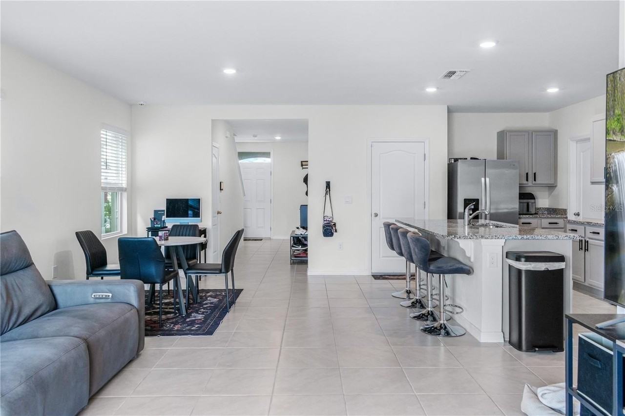 2454 Taloncrest Ct - Photo 6 of 25