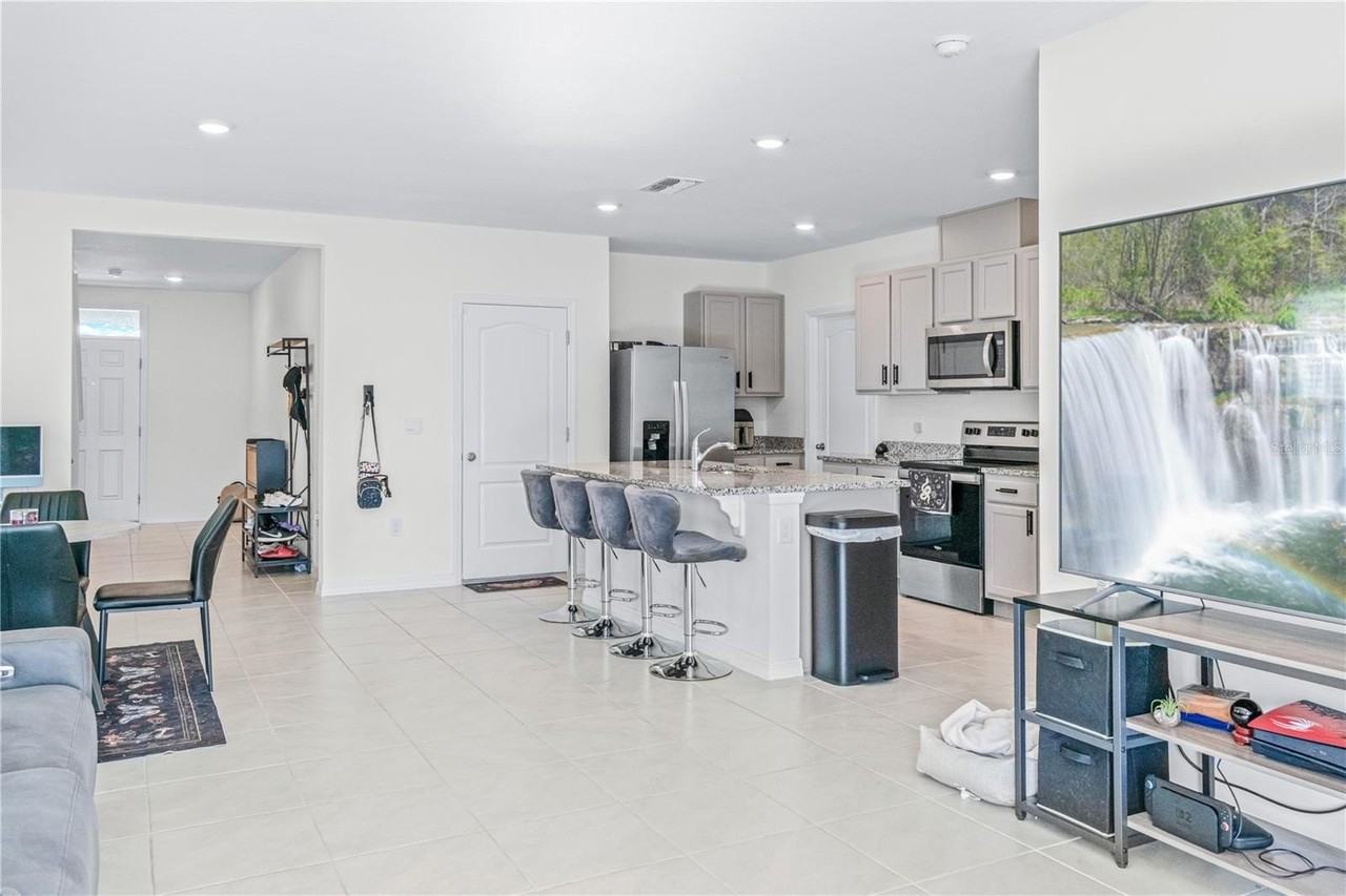 2454 Taloncrest Ct - Photo 7 of 25