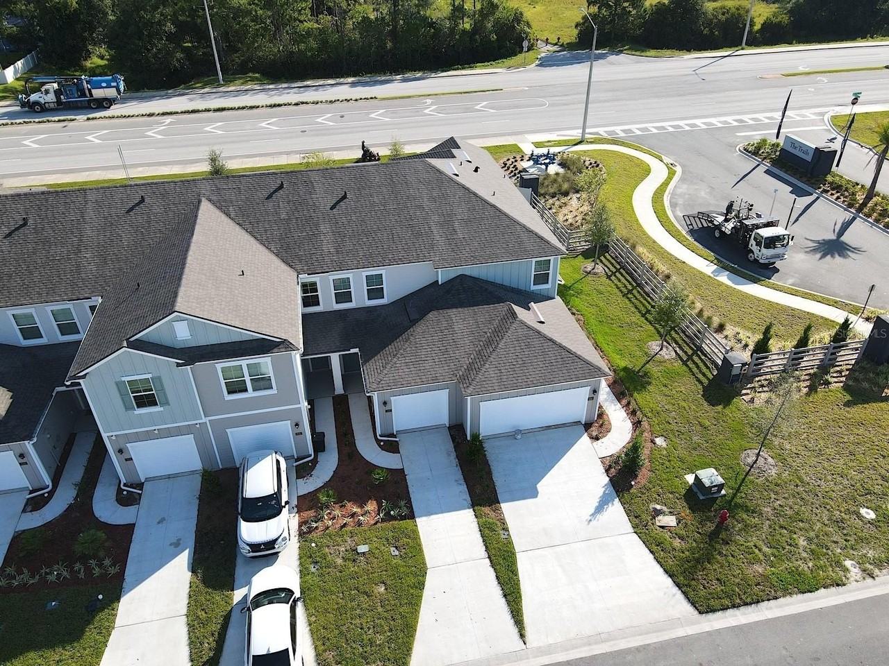 121 Redbud Rd - Photo 5 of 38