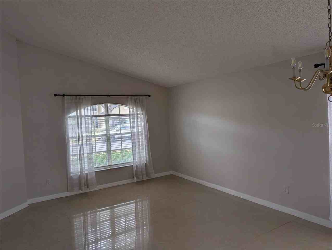 4320 Northern Dancer Way - Photo 5 of 45