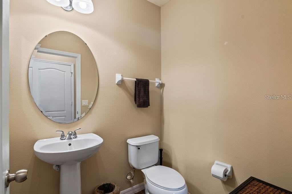 299 Mcleods Way - Photo 7 of 23