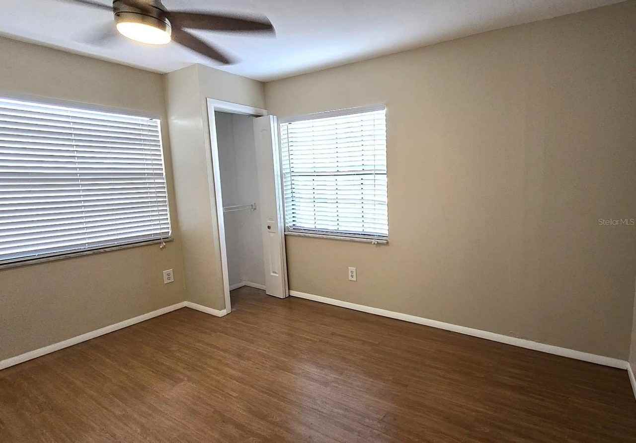 5160 Glasgow Ave - Photo 6 of 18