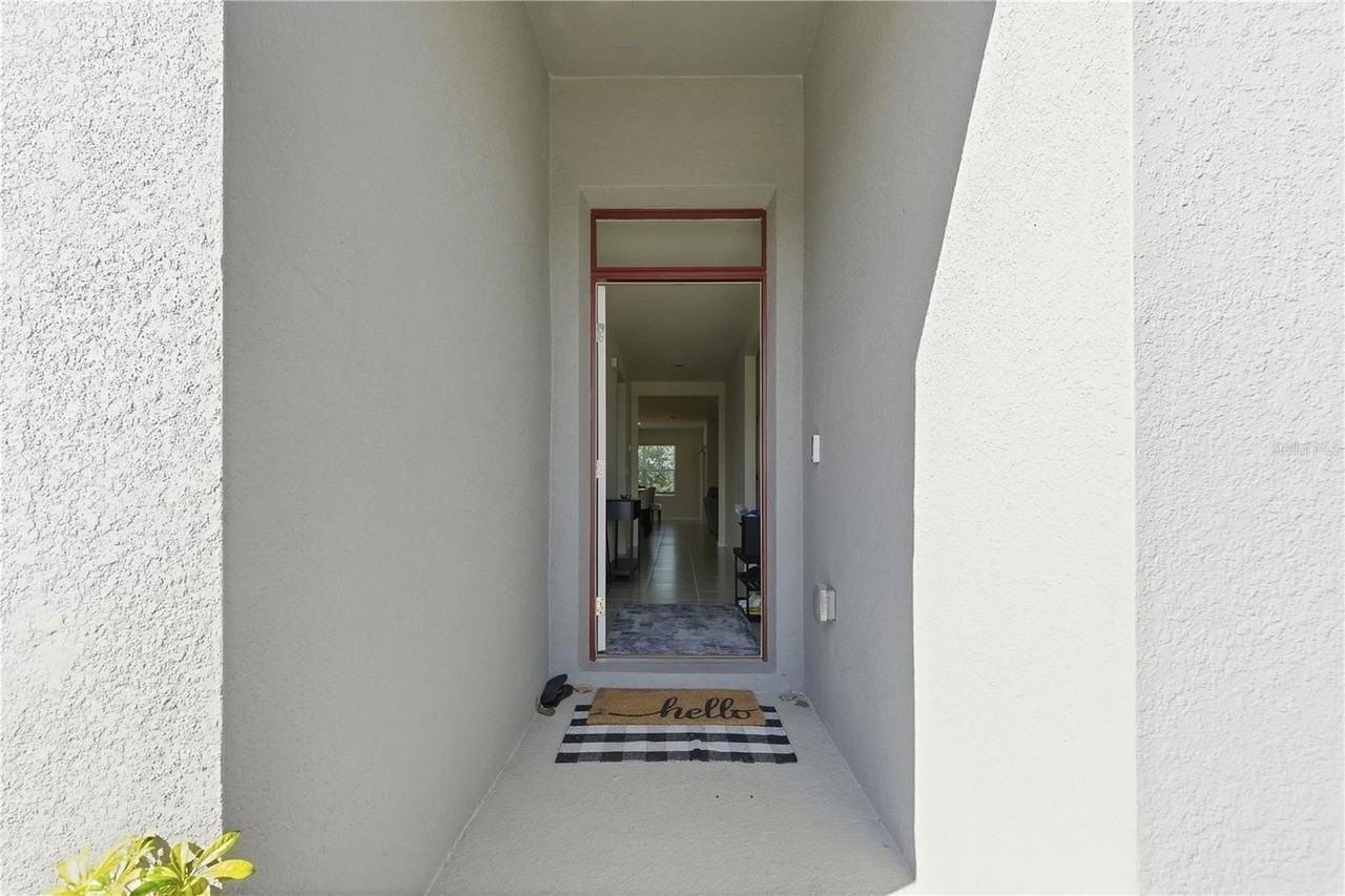 1348 Hanoverian Dr - Photo 4 of 49