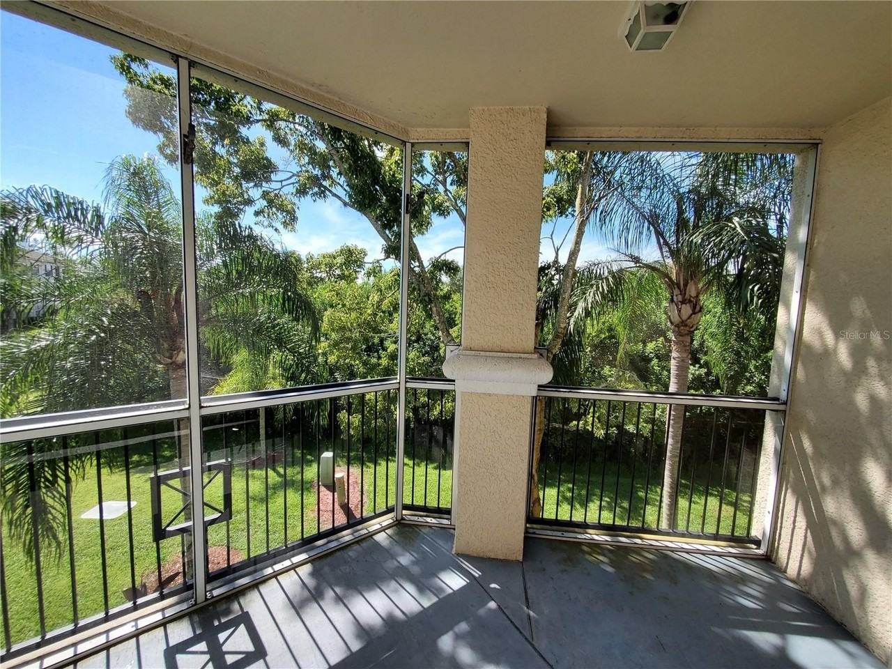 5140 Northridge Rd #208 - Photo 7 of 24