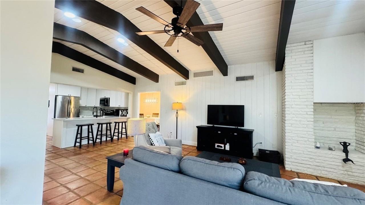 10380 Tangelo Rd - Photo 4 of 49