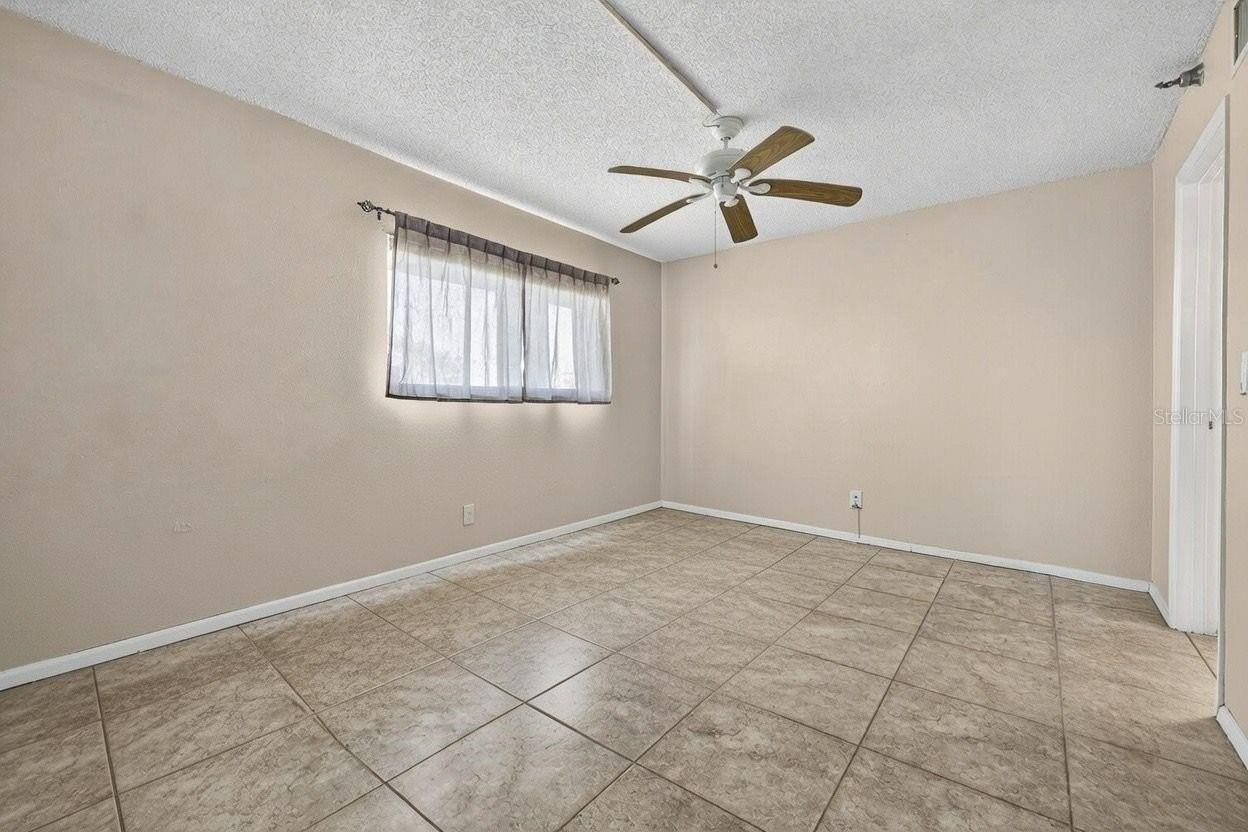 1750 Harbor Pl S #303 - Photo 4 of 23