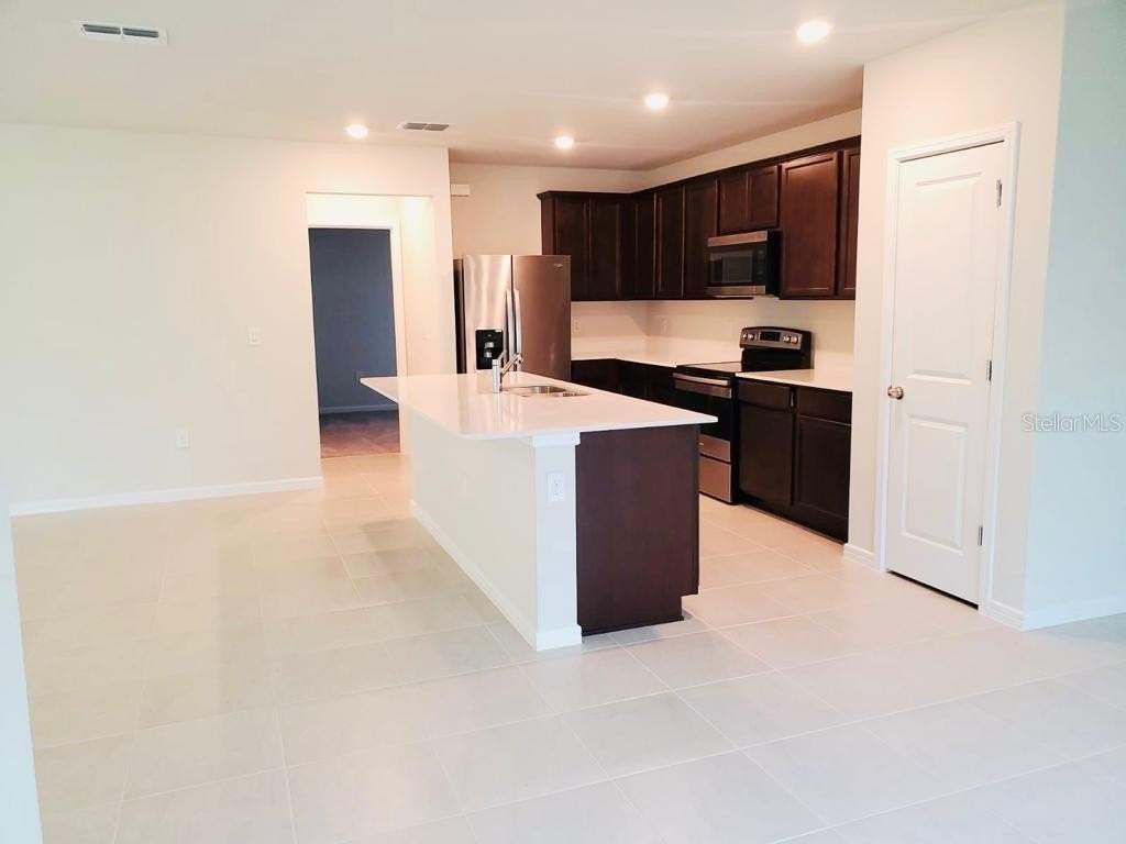 30579 Gilbern Rd - Photo 3 of 10