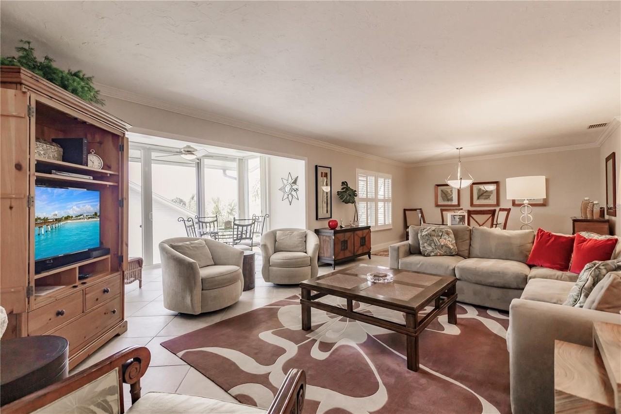 6052 W Peppertree Way #235B - Photo 3 of 25