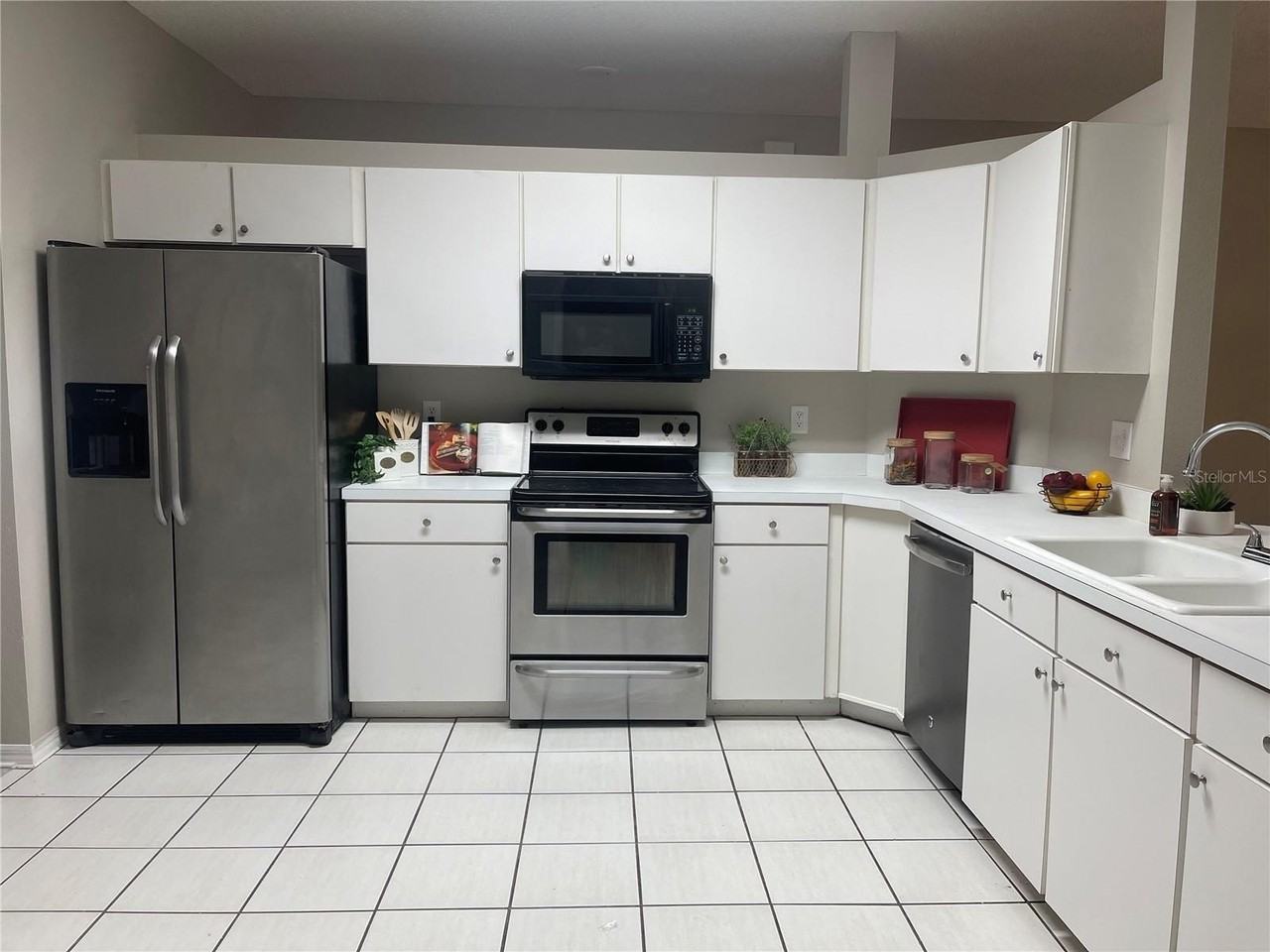 310 Crystal Goblet Ct - Photo 6 of 13