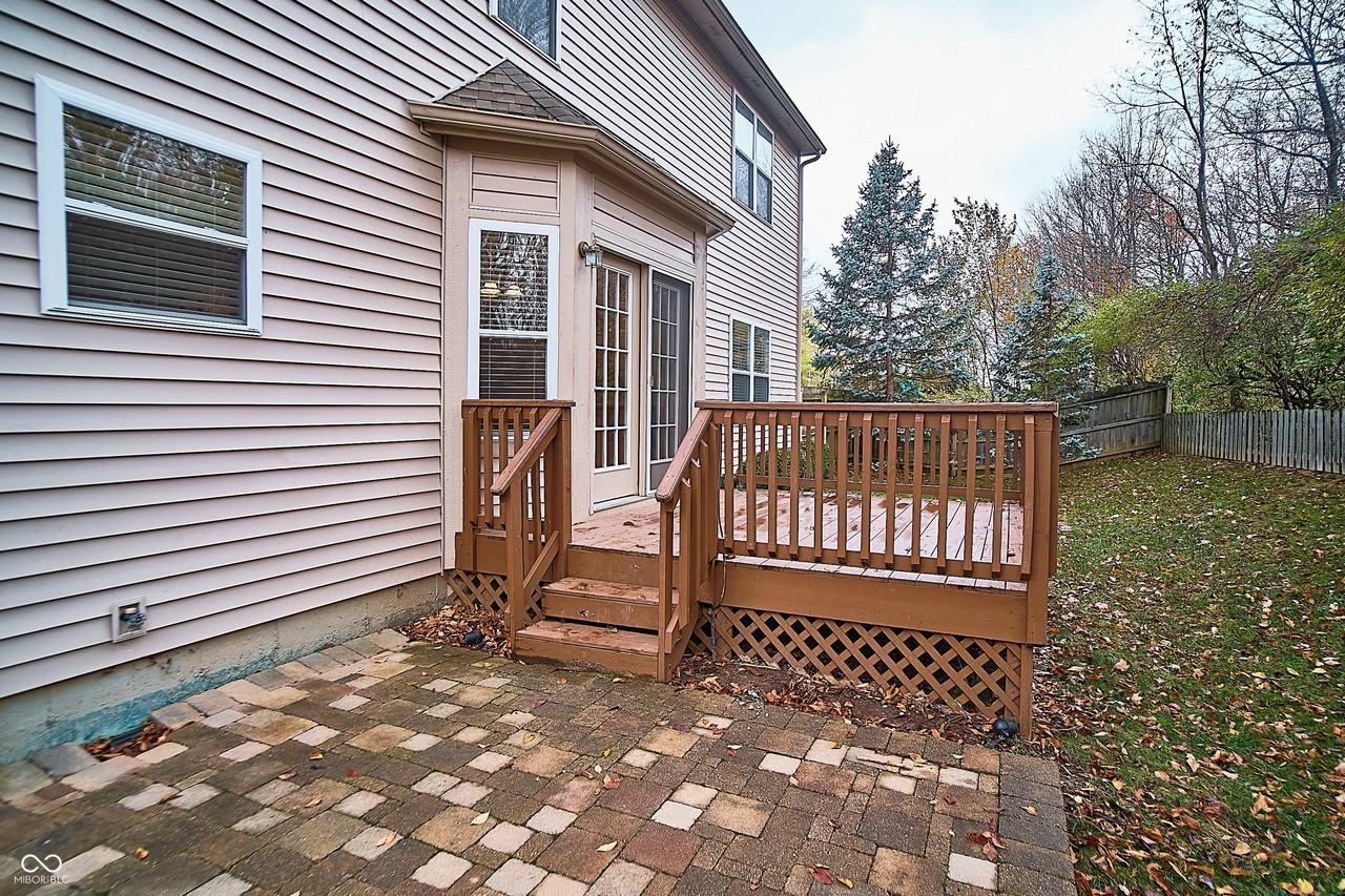 11202 Timberview Dr - Photo 4 of 46