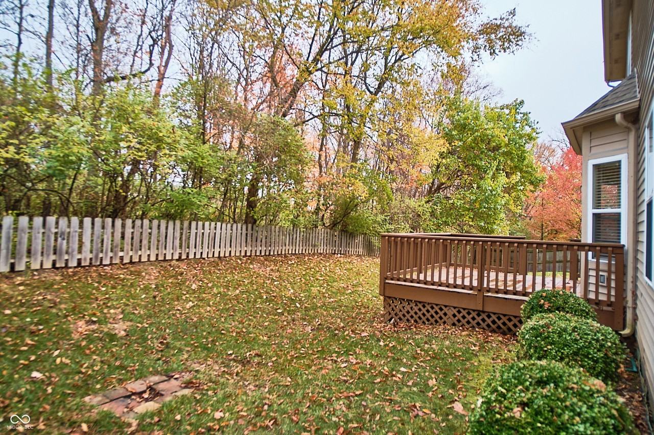 11202 Timberview Dr - Photo 5 of 46