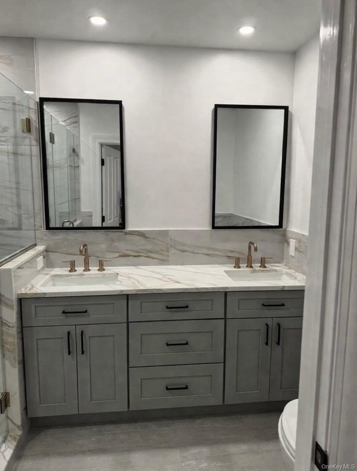 3303 Leeward Dr - Photo 7 of 11