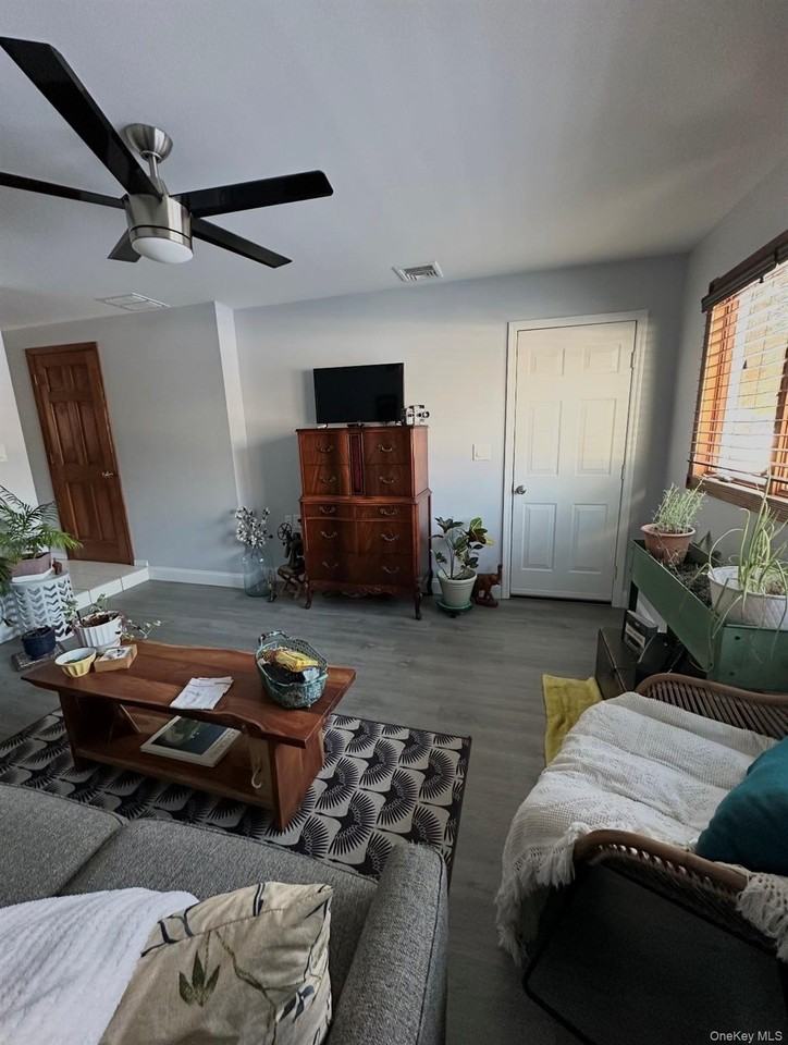 119 Miramar Ave - Photo 3 of 14