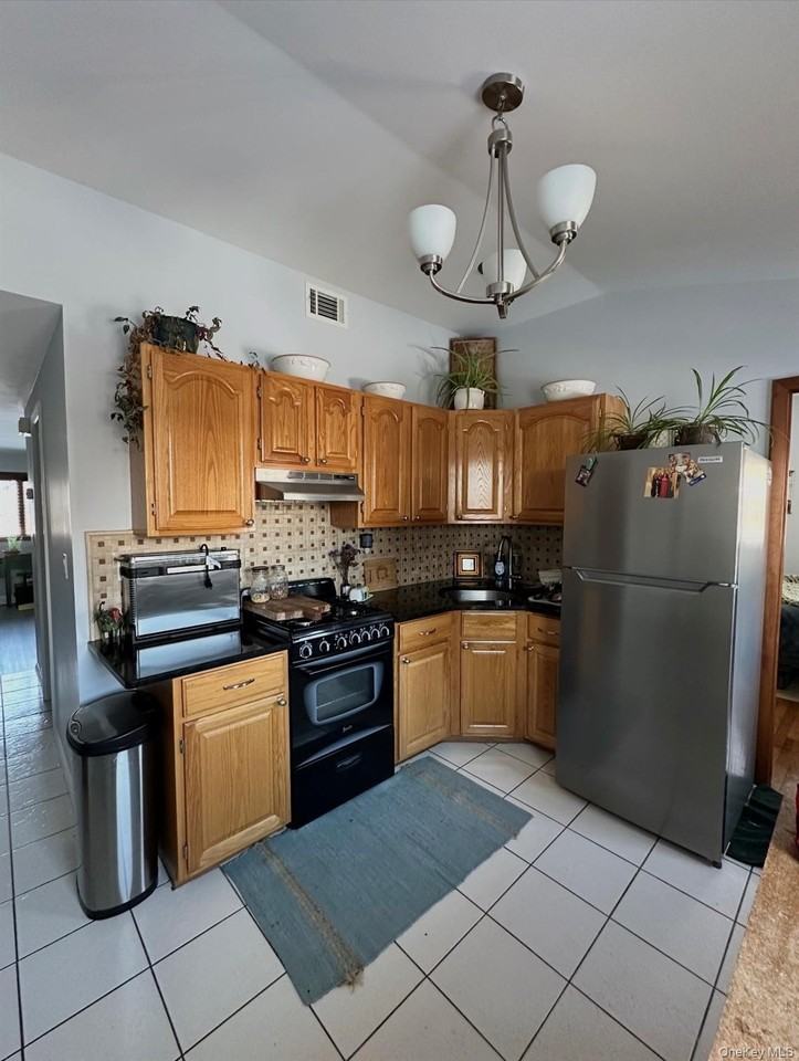 119 Miramar Ave - Photo 4 of 13