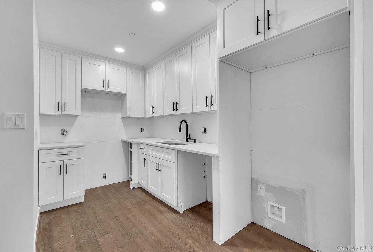 74 Broadway Unit 2b #2B - Photo 3 of 12