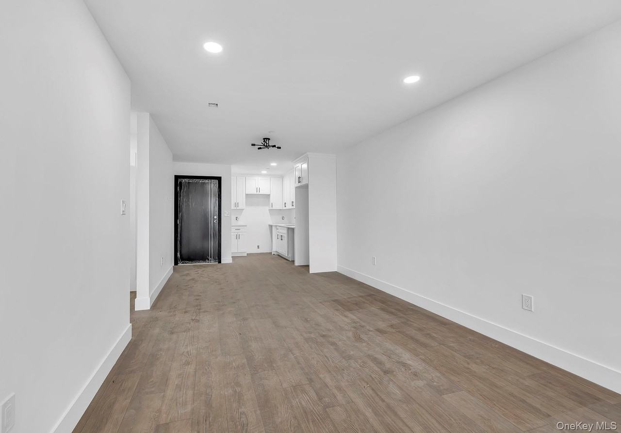 74 Broadway Unit 2b #2B - Photo 5 of 12