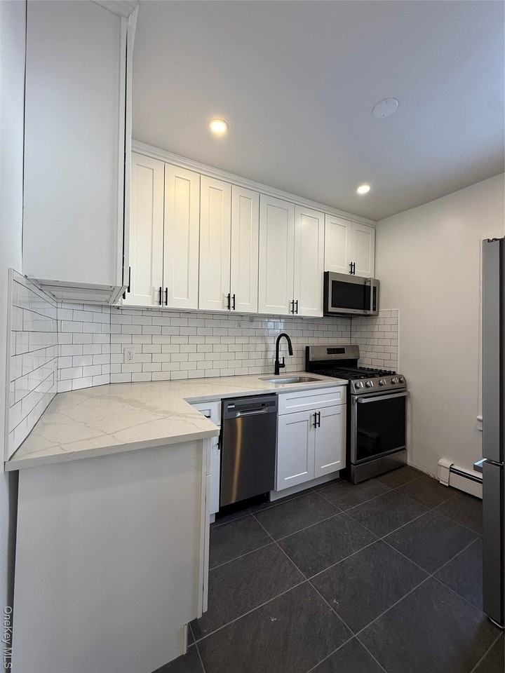 547 King St Unit B #B - Photo 5 of 18