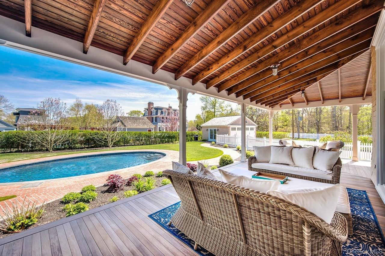 106 Old Depot Rd - Photo 3 of 34