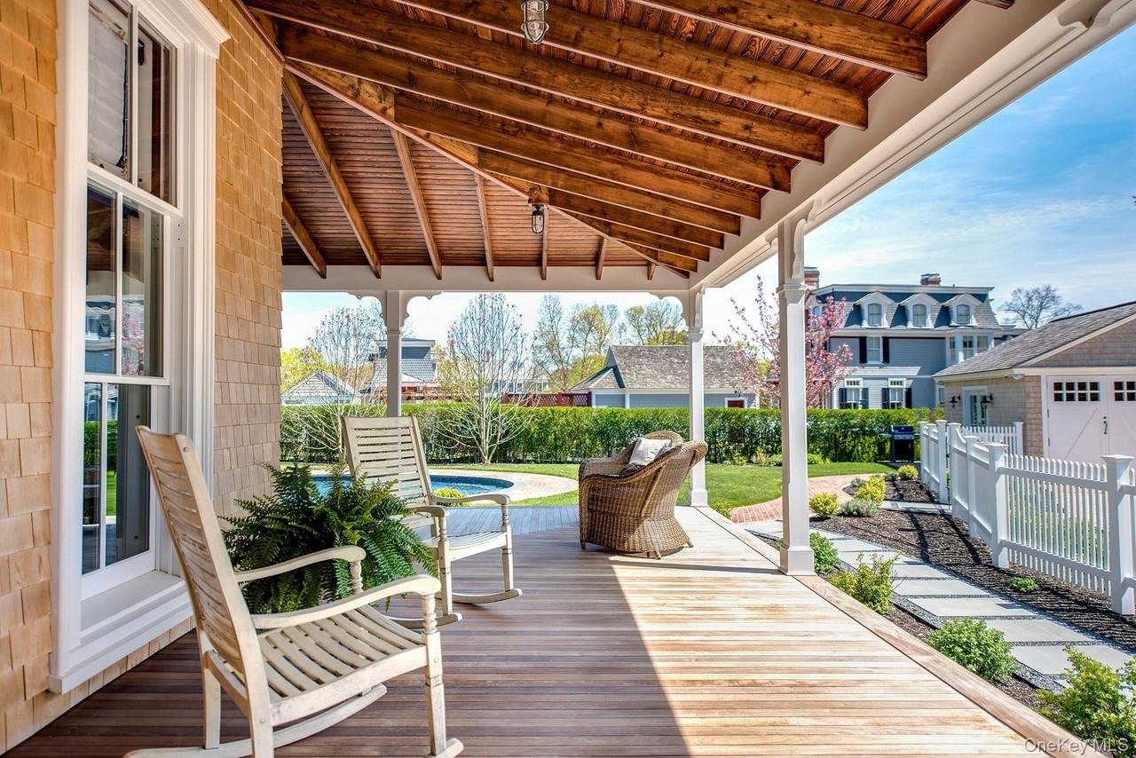 106 Old Depot Rd - Photo 5 of 34