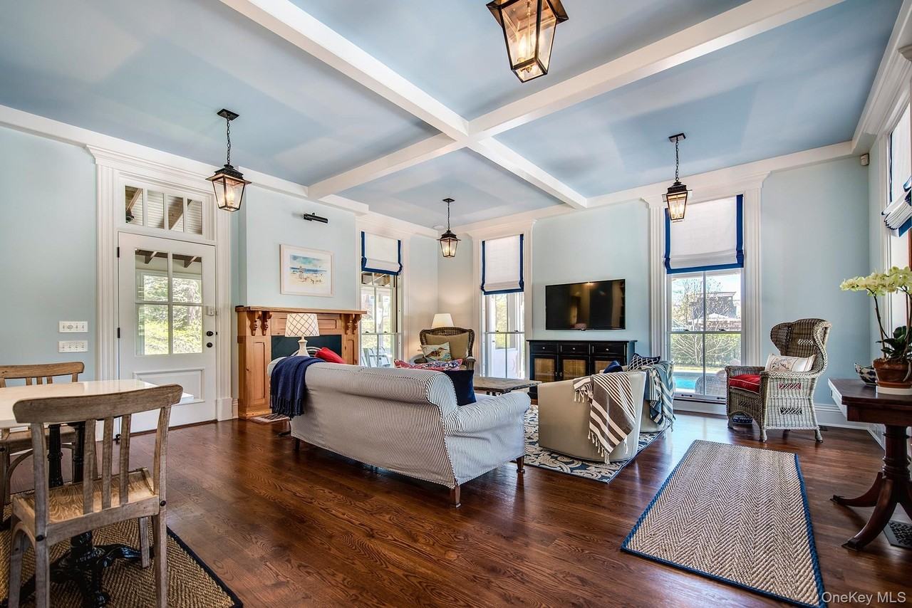 106 Old Depot Rd - Photo 6 of 34