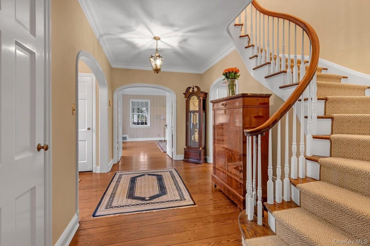 3 Barkers Point Rd - Photo 3 of 36