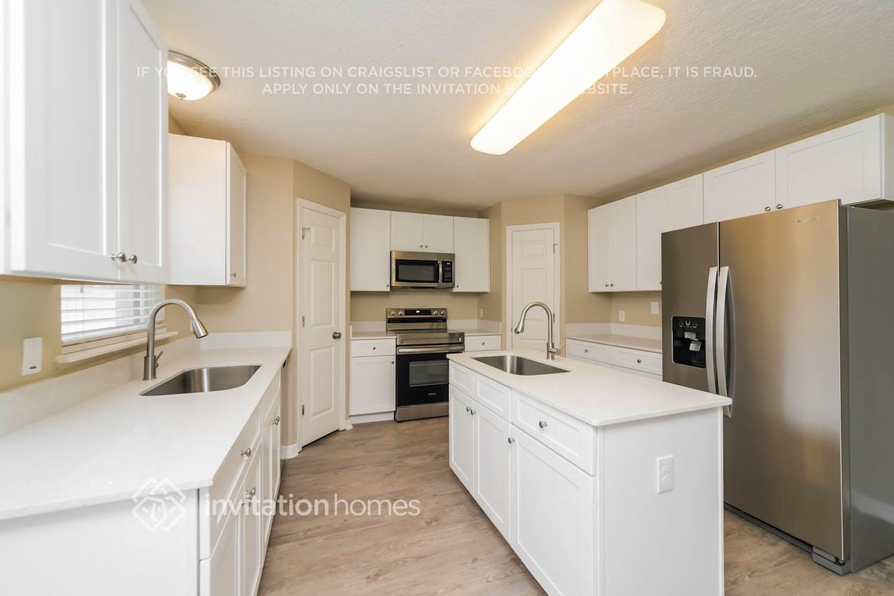 2945 Ruxton Dr - Photo 7 of 18