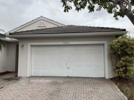 featured image of 4929 Sw 33rd Ave