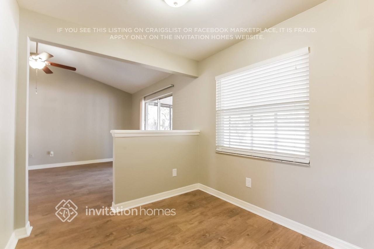 7773 Bay Cedar Dr - Photo 7 of 17