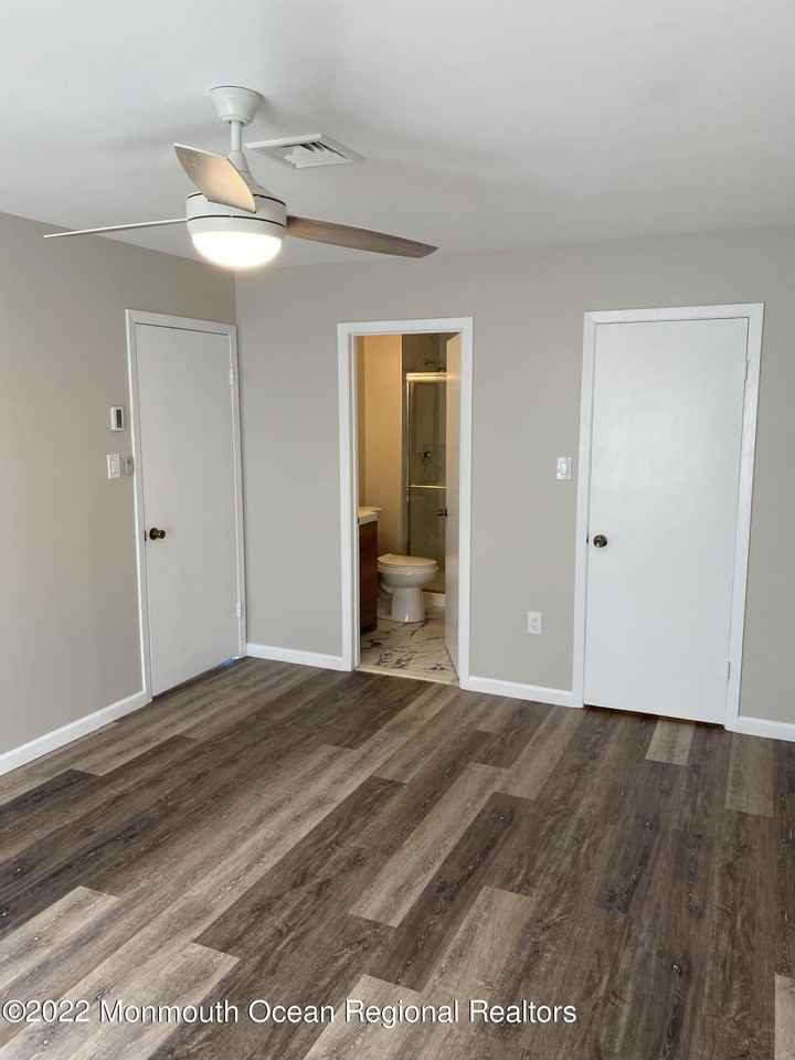 240 Medford Ct Unit C #C - Photo 3 of 14