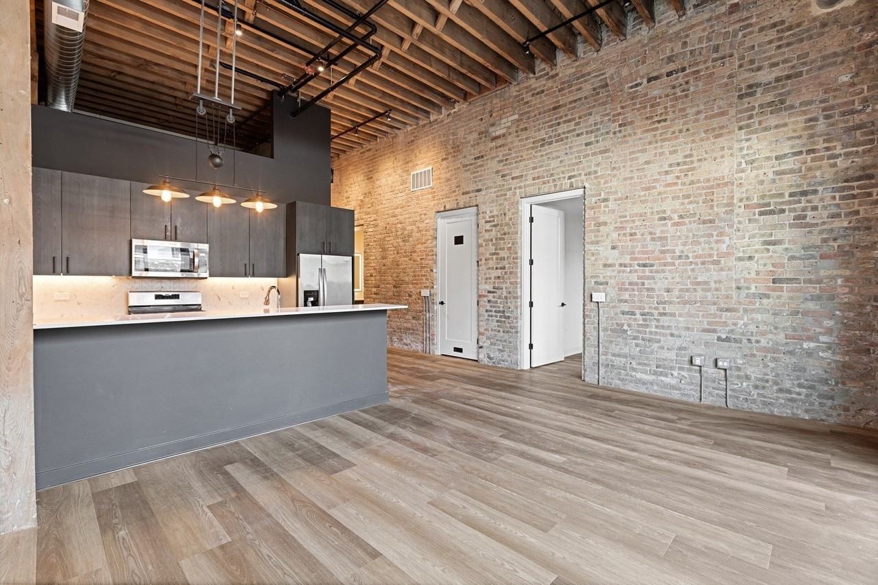 818 N Wolcott Ave Apt 107 #107 - Photo 6 of 23