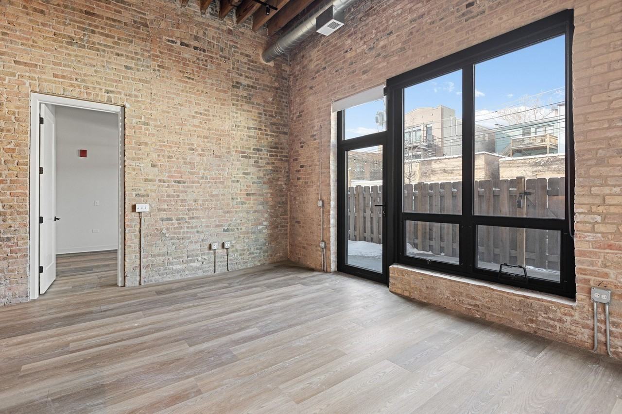 818 N Wolcott Ave Apt 107 #107 - Photo 7 of 23