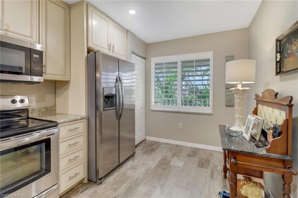 3002 Sandpiper Bay Cir Apt A305 #A305 - Photo 3 of 21