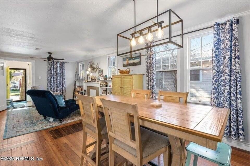 2883 Forbes St - Photo 3 of 17