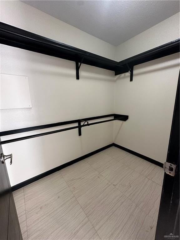 1403 W Kiwi Ave #1 - Photo 7 of 9