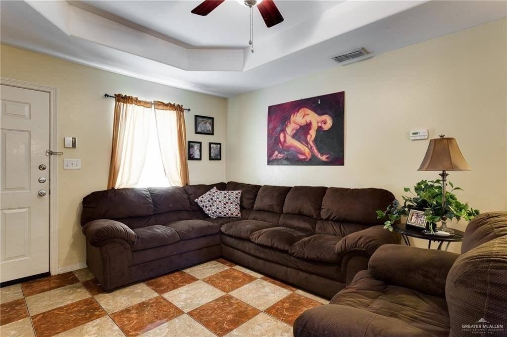 2010 Bahamas Dr #3 - Photo 4 of 12