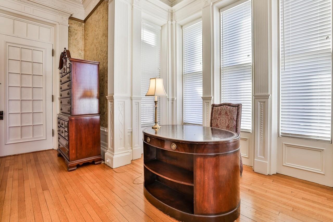 241 Middle St #2 - Photo 6 of 14