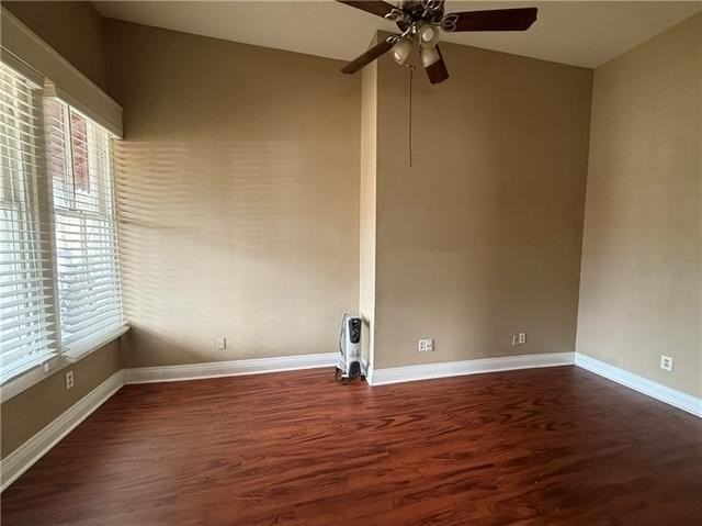 208 E Charles St #2 - Photo 3 of 5