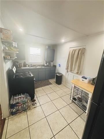 4726 South Dr - Photo 4 of 12