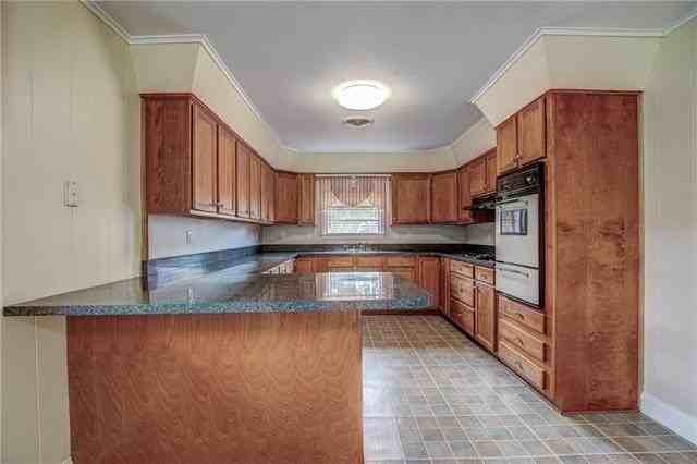 14068 River Rd - Photo 3 of 12