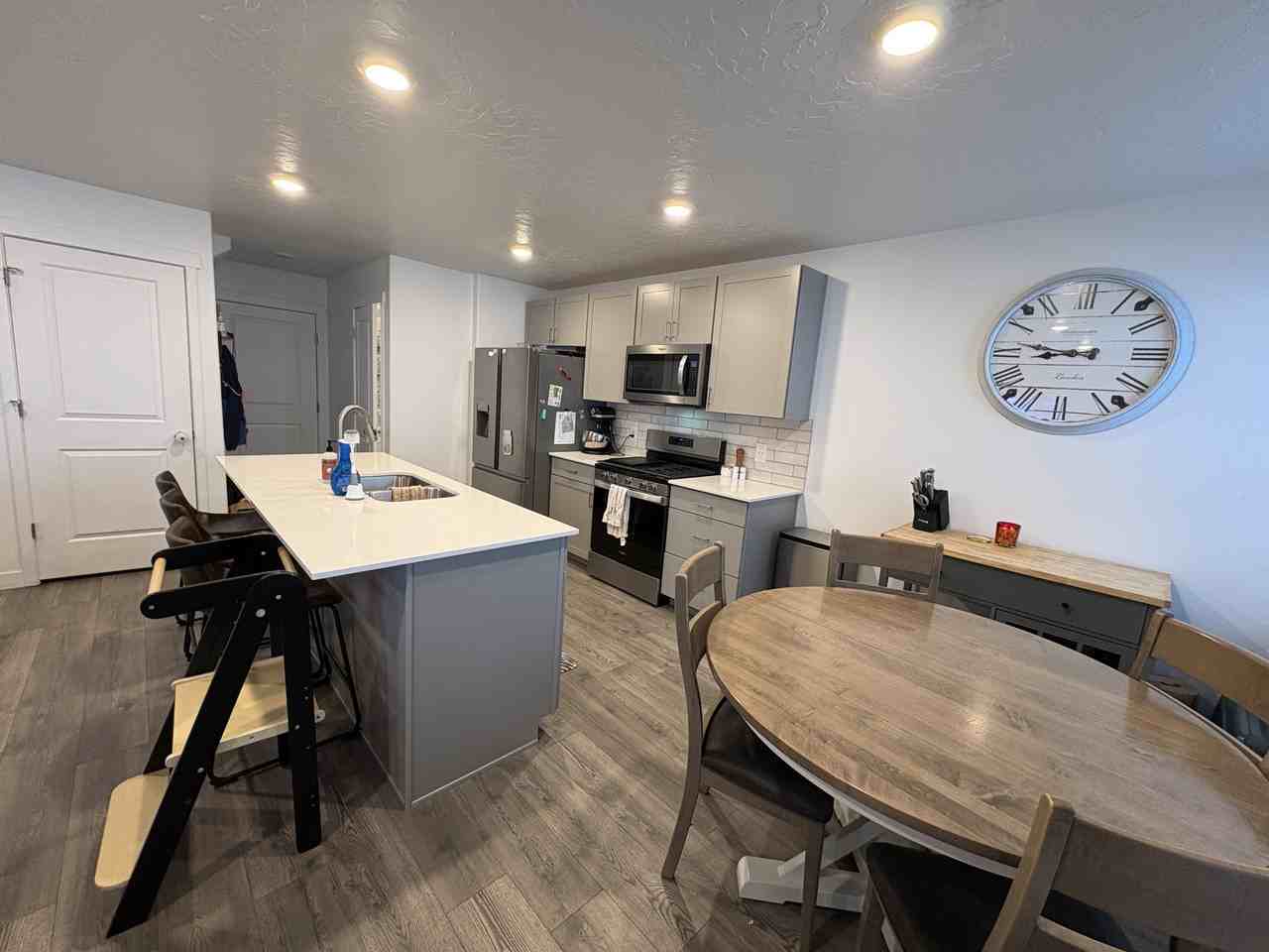 8617 W Meadow Bank Way - Photo 6 of 18