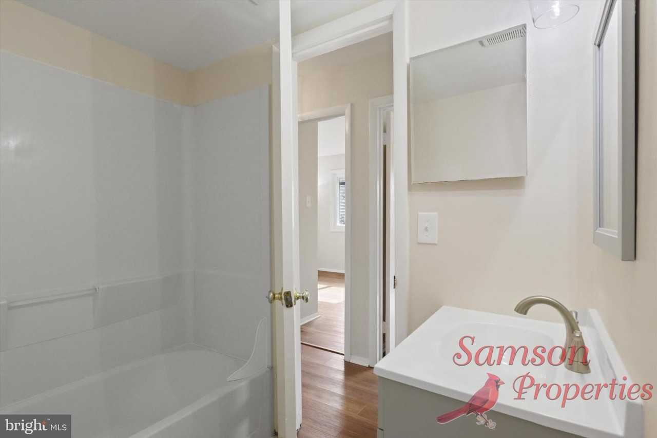 103 Farmington Lane - Photo 5 of 10