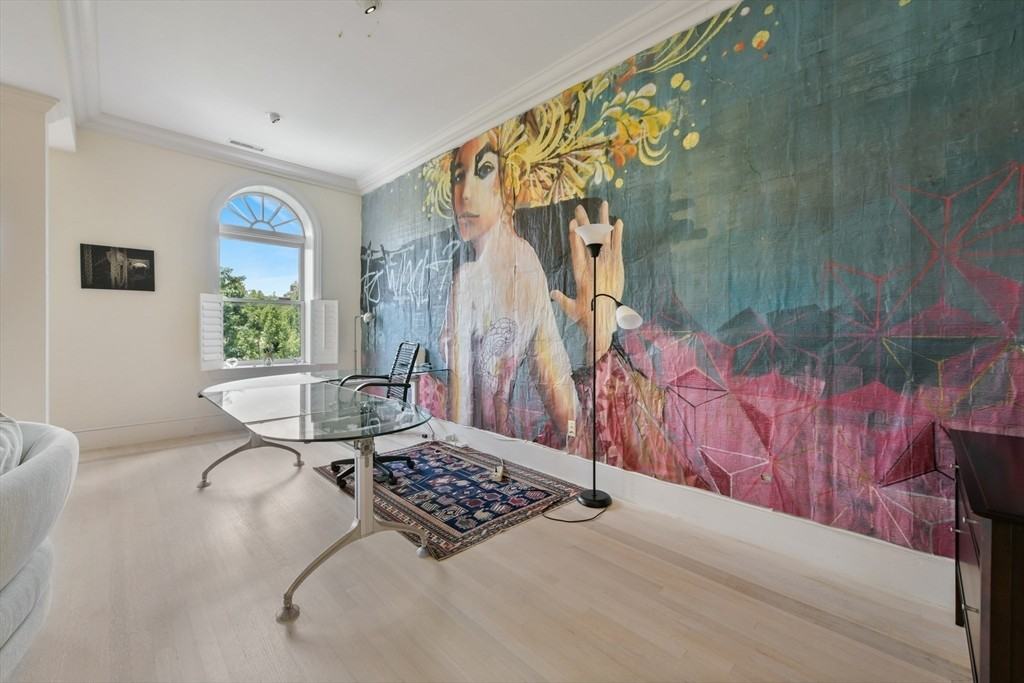 294 Commonwealth Ave - Photo 4 of 27