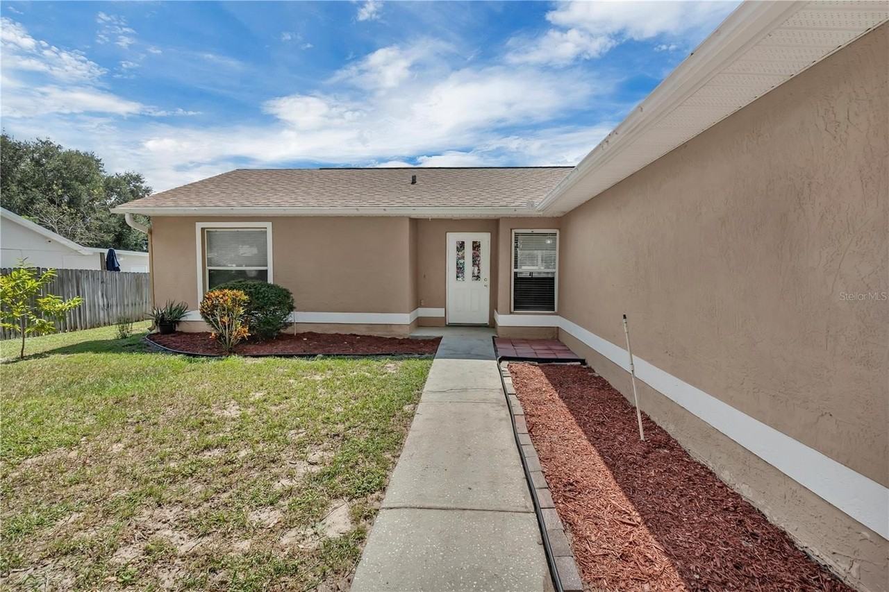 10637 Crescendo Loop - Photo 2 of 46