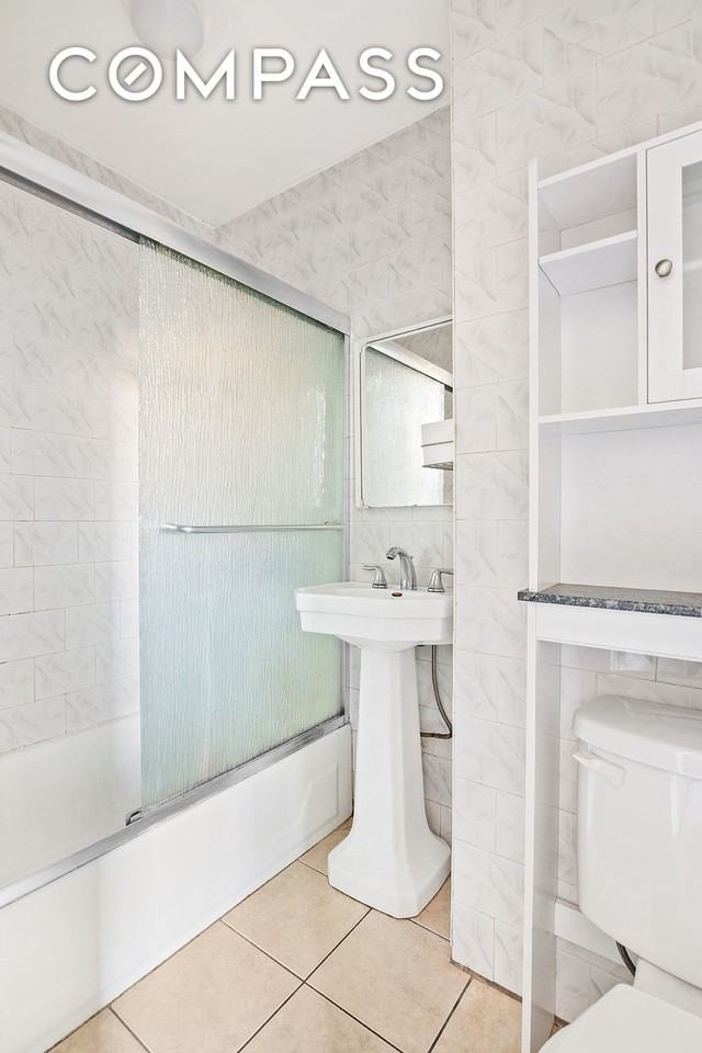 418 S 4th St #2R - Photo 6 of 6