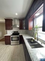 featured image of 17 Laurel St ## 19