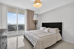 9595 Collins Ave #N8F - Photo 1 of 1