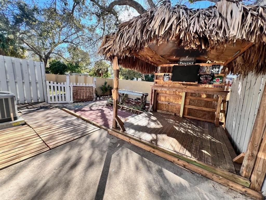 2002 S 10th St #D - Photo 4 of 8