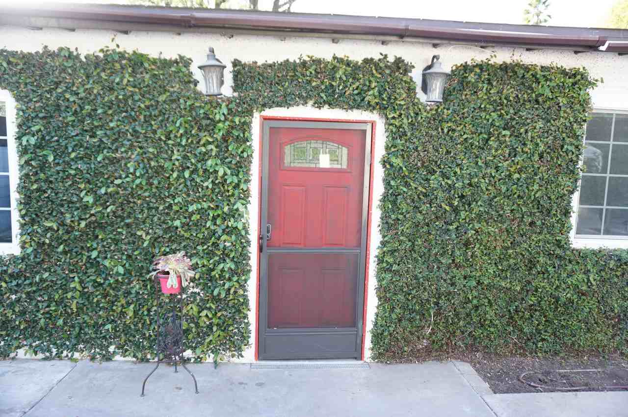 14820 Devonshire St - Photo 2 of 38